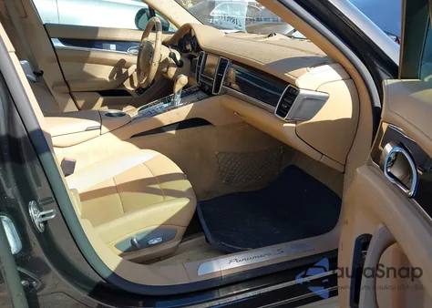 2014 Porsche Panamera E-Hybrid S из США, поврежденный, VIN WP0AD2A76EL044591